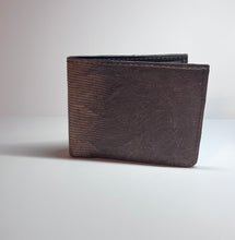 Load image into Gallery viewer, Iguana Bifold Wallet - Camel