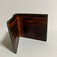 Load image into Gallery viewer, Iguana Bifold Wallet - Green